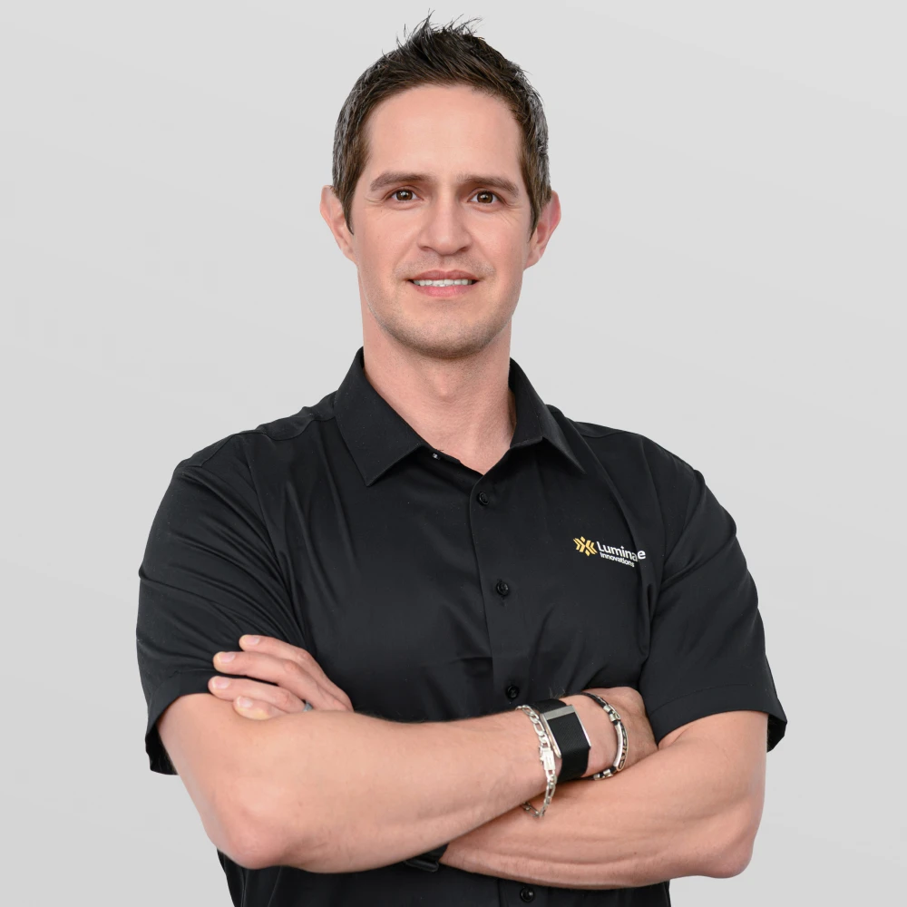 about_s04_people (5)